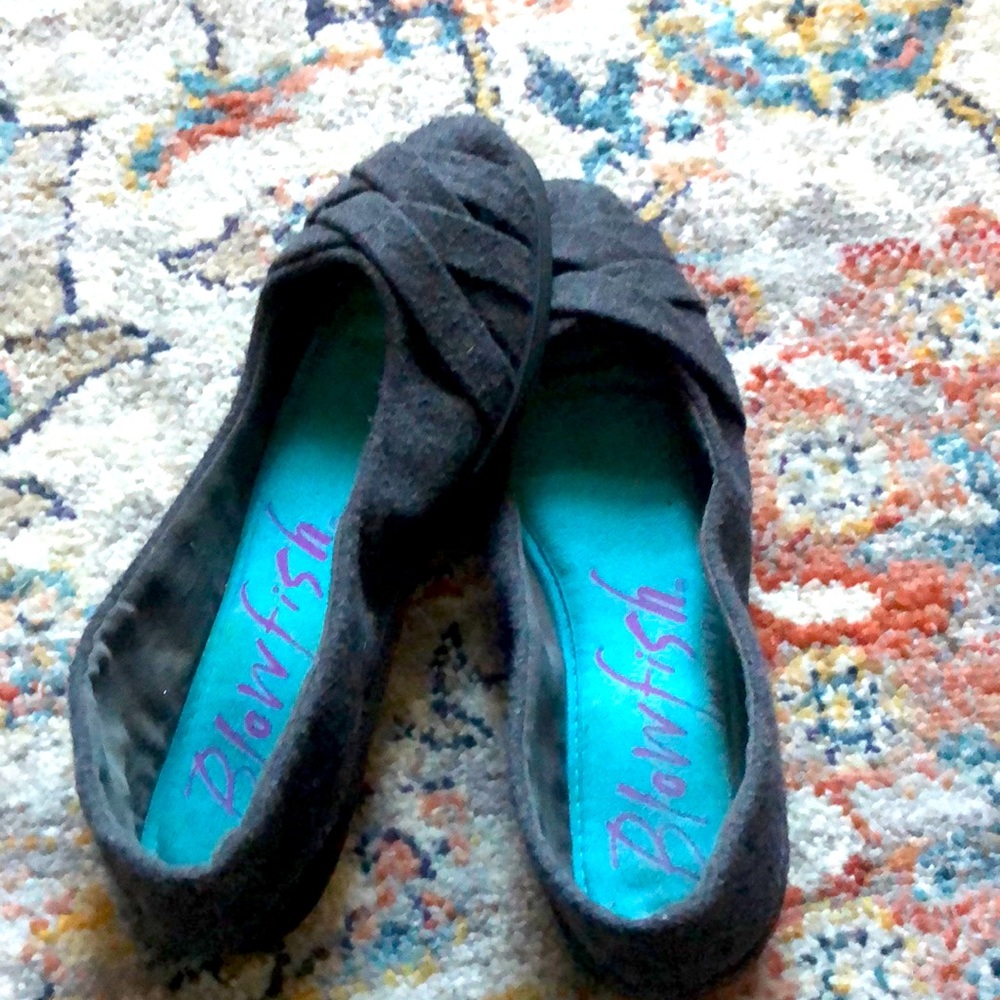 Gray Blowfish flats size 8